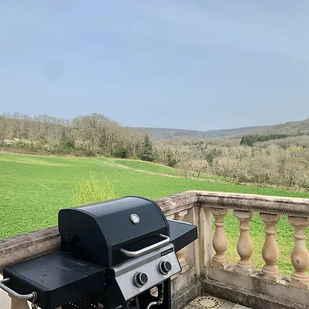 Ferienhaus Maison Charmante Avec Vue Sur La Montagne A Saint-gery + Piscine Saint-Géry