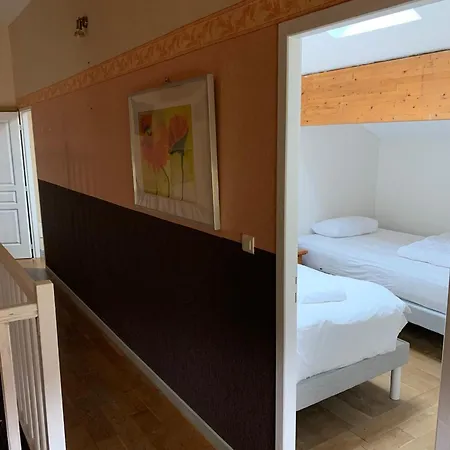 Maison Charmante Avec Vue Sur La Montagne A Saint-gery + Piscine * Saint-Géry