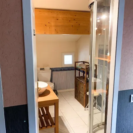 Maison Charmante Avec Vue Sur La Montagne A Saint-gery + Piscine Holiday home Saint-Gery (Lot)